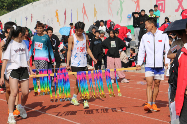 常德德才科技職業(yè)學(xué)校,常德招生就業(yè),電子商務(wù)專業(yè)學(xué)校,專業(yè)學(xué)校報(bào)考哪里好 常德德才科技職業(yè)學(xué)校,常德招生就業(yè),電子商務(wù)專業(yè)學(xué)校,專業(yè)學(xué)校報(bào)考哪里好